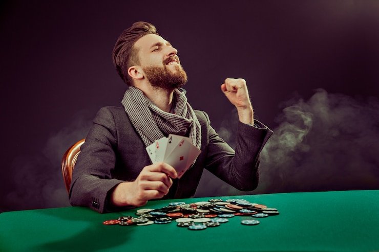 Antarmuka Situs Desktop kamus togel menampilkan menu navigasi dan area permainan utama